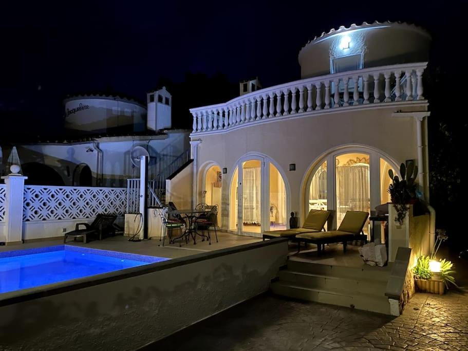 Jolie Maison Avec Sa Piscine Privee Wifi Empuriabrava Exterior foto